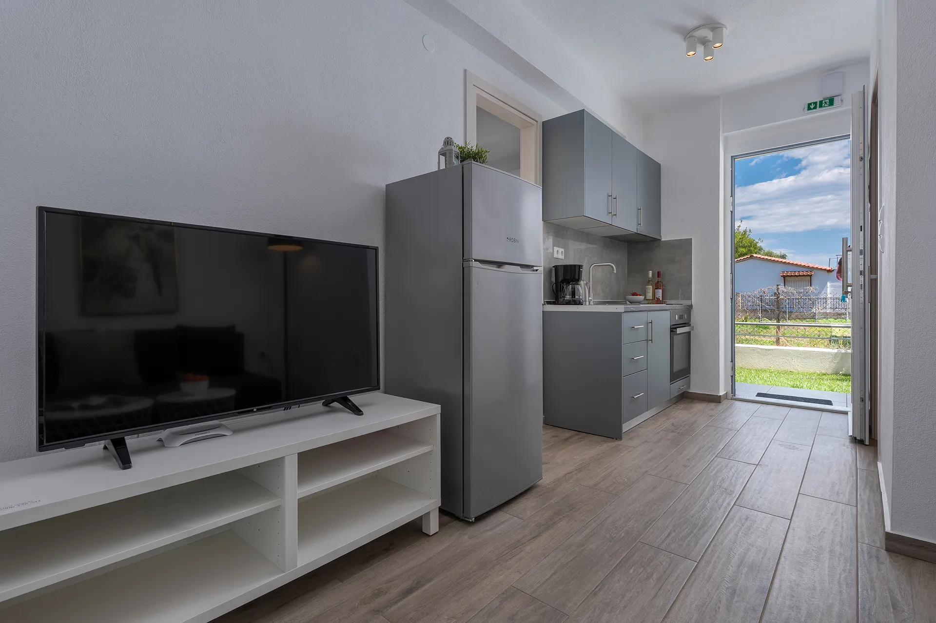 Sea La Vie Villas-One Bedroom Apartment Ground Floor Danai 7 Complex kuhinja